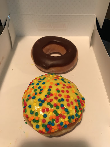 Bakery «Krispy Kreme Doughnuts», reviews and photos, 969 N Wesleyan Blvd, Rocky Mount, NC 27801, USA