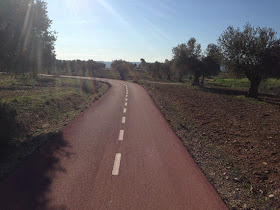 Unas fotos de nuestra ruta por la Vía Verde del Tajuña, abril 2013 Unas fotos de nuestra ruta por la Vía Verde del Tajuña, abril 2013