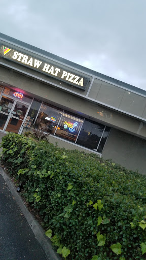 Pizza Restaurant «Straw Hat Pizza», reviews and photos, 186 San Mateo Rd, Half Moon Bay, CA 94019, USA