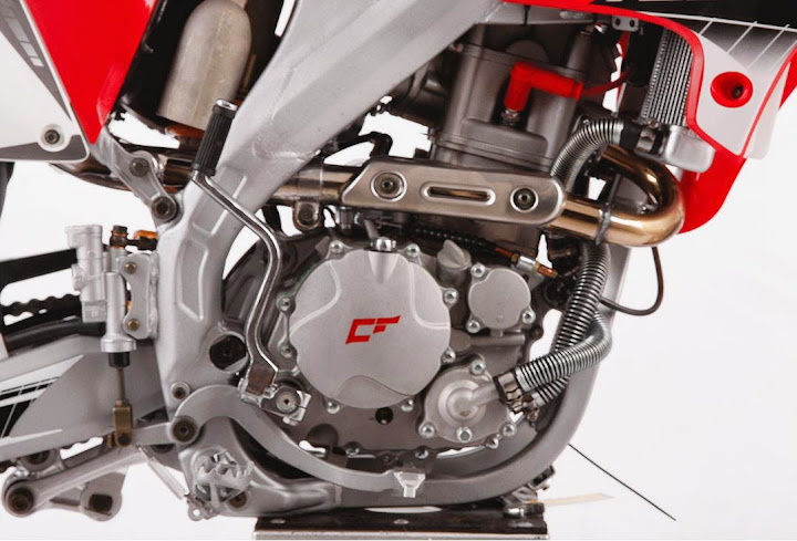 250cc XZR Dirt Bike Watercooled OHC Overhead Cam Engine