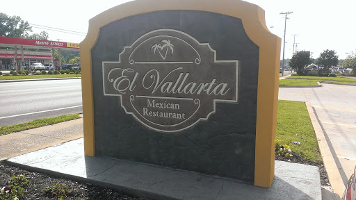 Latin American Restaurant «El Vallarta», reviews and photos, 1055 Mineral Wells Ave #10, Paris, TN 38242, USA