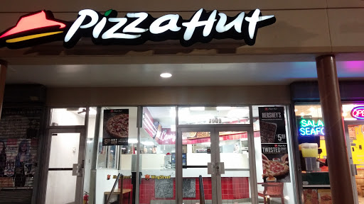 Pizza Restaurant «Pizza Hut», reviews and photos, 7009 Martin Luther King Jr Hwy, Landover, MD 20785, USA