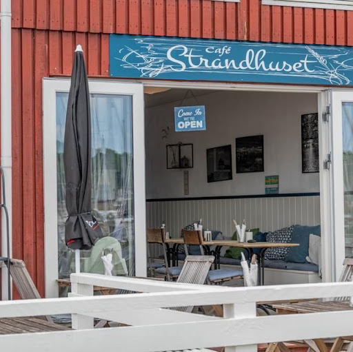 Cafe Strandhuset logo