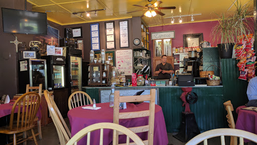 Restaurant «Friendz Cafe», reviews and photos, 12930 E Marginal Way S, Tukwila, WA 98168, USA
