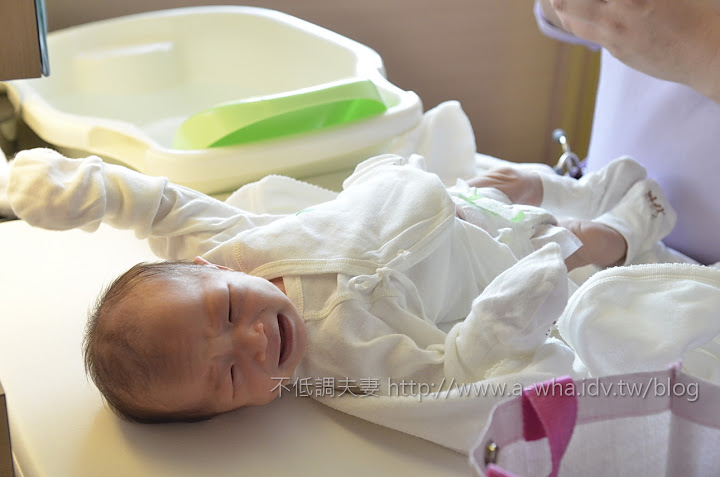 【嬰兒有機棉衣服】SISSO有機棉禮盒開箱，100%台灣製造~寶寶舒服必買好物