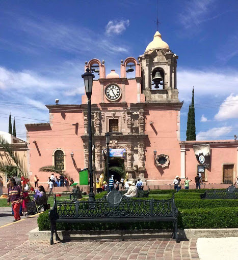 Parroquia De San Pedro, Galván, Centro, 36470 Cd Manuel Doblado, Gto., México, Institución religiosa | GTO