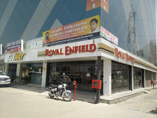 Manmohan Motors, SCO 1, Business Center, Near KFC, Sunny 2, NH21, Sunny Enclave, Sahibzada Ajit Singh Nagar, Punjab 140301, India, Motorbike_Shop, state PB