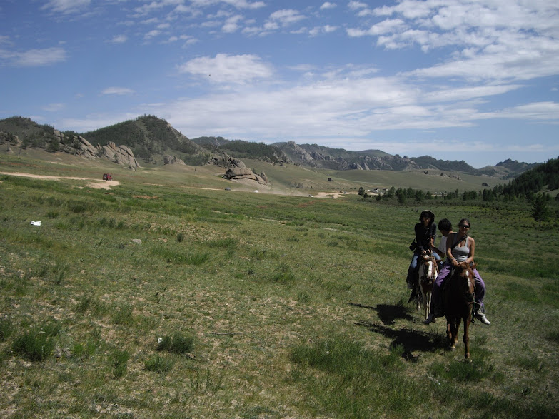 Visitar o PARQUE NACIONAL DO TERELJ e conhecer a tradição nómada | Mongólia