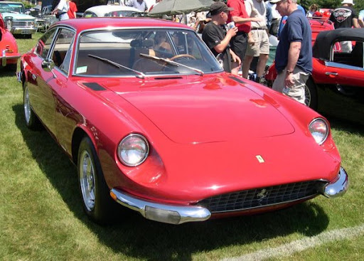 Ferrari_365_GT_2-2.jpg