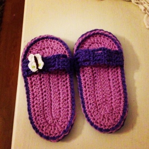 crocheted baby shoes