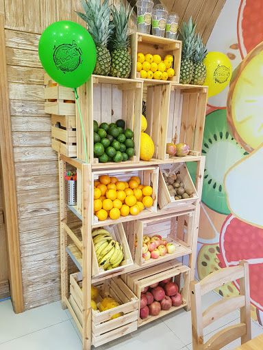 كوخ العصائر Juice Hut