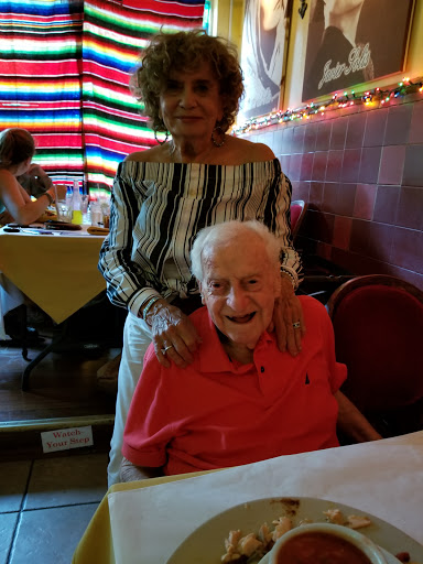 Italian Restaurant «Little Sorrento», reviews and photos, 3565 Crompond Rd, Mohegan Lake, NY 10547, USA