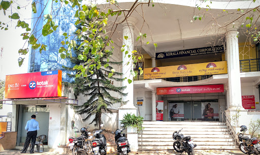 Kotak Mahindra Bank, .ING Vysya Bank (now Kotak), Ground Floor, Agc Complex, Beach Road, Mundakkal Village, Kollam, Kerala 691001, India, Savings_Bank, state KL