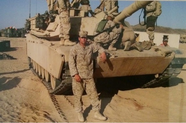 usmc machine gunner