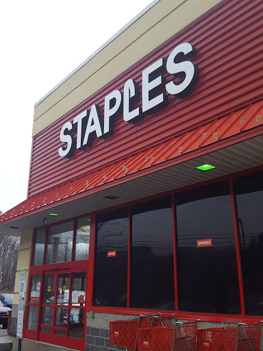 Office Supply Store «Staples», reviews and photos, 102 Milford Landing Dr #1, Milford, PA 18337, USA