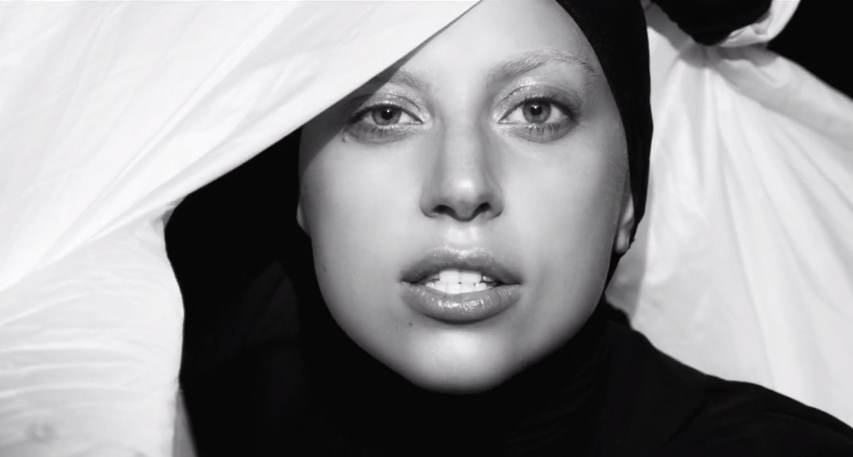＊猶如「維納斯的誕生」：Lady Gaga 即將重生於掌聲之中！ 8