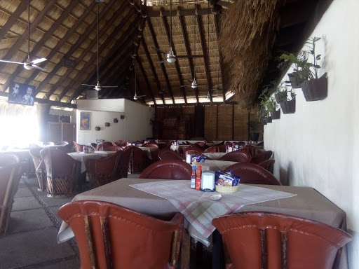 El Bebé Restaurante Bar, Tercer Anillo Periférico 834, Puerta Paraíso, Colima, Col., México, Restaurante de comida para llevar | COL