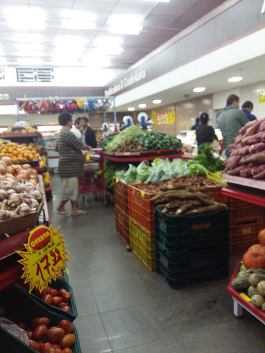 Supermercado Vicari, Rua Guilherme Weigert, 102 - Roça Grande, Colombo - PR, 83402-200, Brasil, Lojas_Mercearias_e_supermercados, estado Paraná