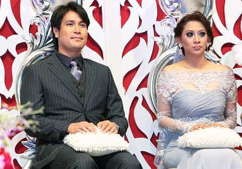 Isteri Zed Zaidi Lahirkan Bayi Lelaki Isteri Zed Zaidi Lahirkan Bayi Lelaki