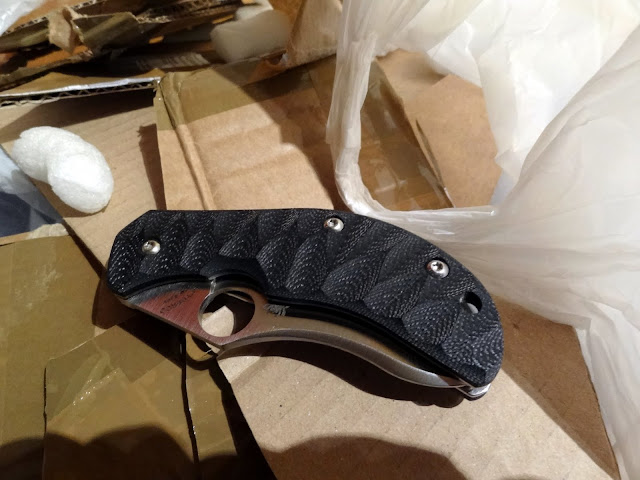 Revue Spyderco Zulu DSC00825