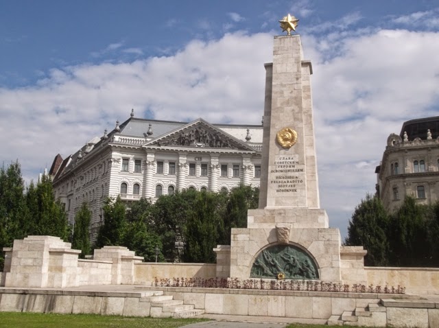 Budapest I: llegada; Visitas Parlamento & Ópera; Musical - En SOLITARIO por Rumanía, Hungría, Eslovaquia & Chequia (13)