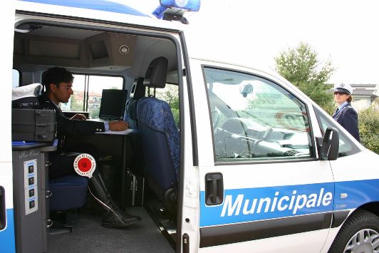 Corpo Polizia Municipale Milano Via Friuli 30 Telefono