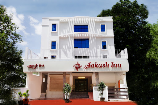 Aakash inn, No. 79/1 Chengam Road, Near Ramana Ashramam, National Highway 66, Tiruvannamalai, Tamil Nadu 606603, India, Inn, state TN