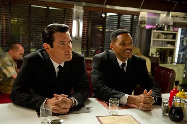 bandb-on-men-in-black1.jpg
