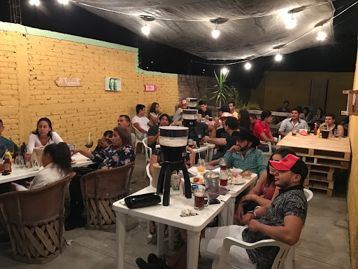 La Tarimita, 45850, Santiago 196, Bajos Hornos, Ixtlahuacán de los Membrillos, Jal., México, Pub restaurante | JAL