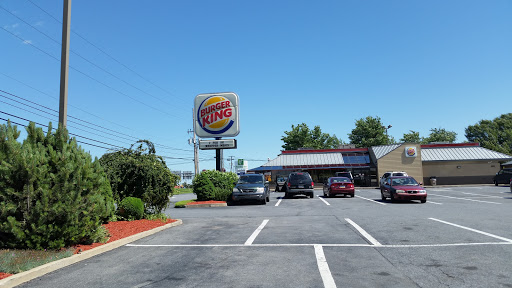 Fast Food Restaurant «Burger King», reviews and photos, 7712 Adrienne Dr, Breinigsville, PA 18031, USA