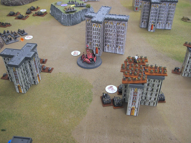 The last Feral pummels the Marine SC as its brother is vaporized by the Deus Malleus.