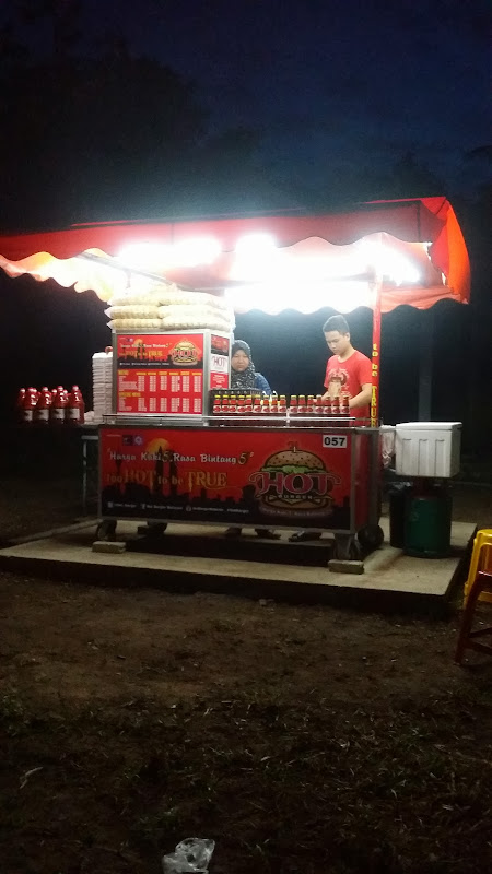 burger fizo omar, kedai burger fizo omar, hot burger fizo omar, hot burger fizo omar di kelantan, hot burger fizo omar di bunohan, kedai hot burger, hot burger,