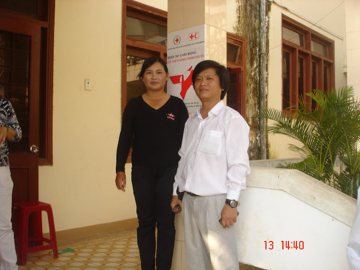 Chào mừng Ngày nhà giáo Việt Nam 20/11 2010 - Page 3 DSC00107