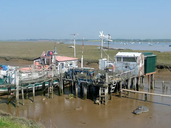 A truly habitable boat at Felixstowe Ferry
