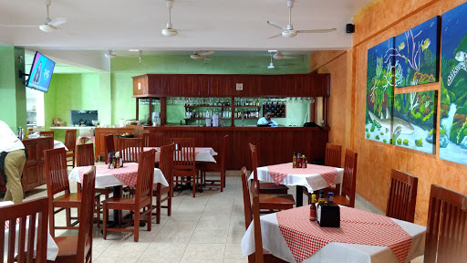 Coctelería La Conchita del Caribe, 65 Av. Sur 960, Col. Independencia, 77664 San Miguel de Cozumel, Q.R., México, Restaurante | QROO