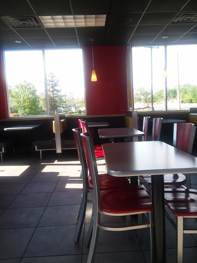 Fast Food Restaurant «Burger King», reviews and photos, 100 Pike St, Port Jervis, NY 12771, USA