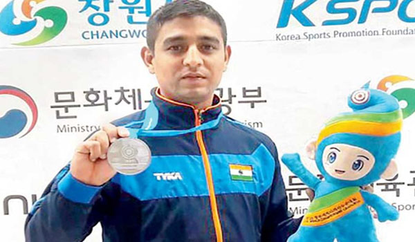 Shooter Shahzar Rizvi Becomes the World No.1 in 10m Air Pistol