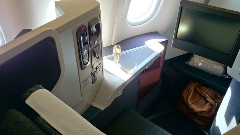 DSC 2651 - REVIEW - Cathay Pacific : Business - Sydney to Hong Kong (A330 Longhaul Config)