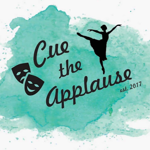 Cue the Applause Performing Arts logo