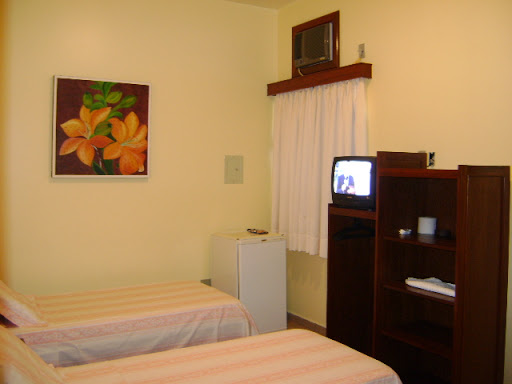 Saulus Hotel, Rua Francisco Magalhães, 223 - Centro - - saulushotel@gmail.com, Bom Jesus da Lapa - BA, 47600-000, Brasil, Hotel, estado Bahia