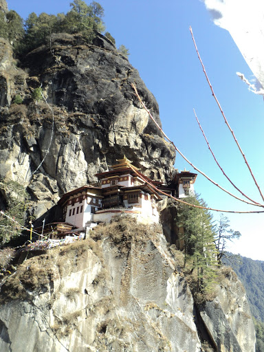 Ký sự chuyến hành hương Bhutan đầu xuân._Bodhgaya monk (Văn Thu gởi) DSC07132