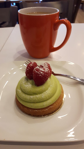 La Bohème Café Patisserie