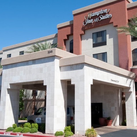 Hampton Inn & Suites Las Vegas South logo