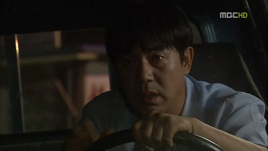 In disbelief, <b>Gi Chul</b> speeds off and Hae Joo screams for help. - May+Queen+6.0041
