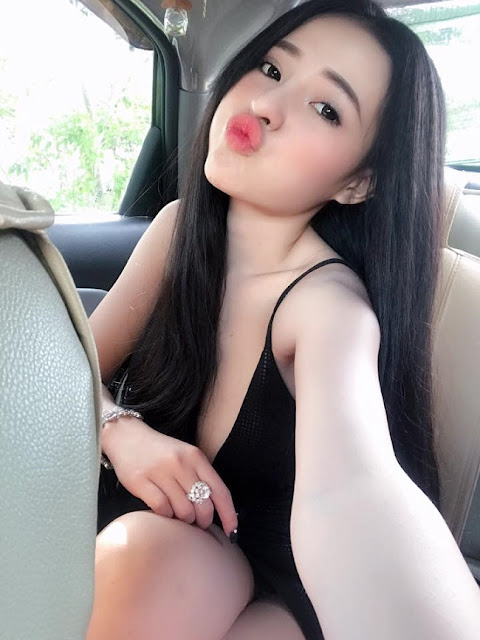 Ngân 98 nói không với áo lót 3 Ngân 98 nói không với áo lót 3