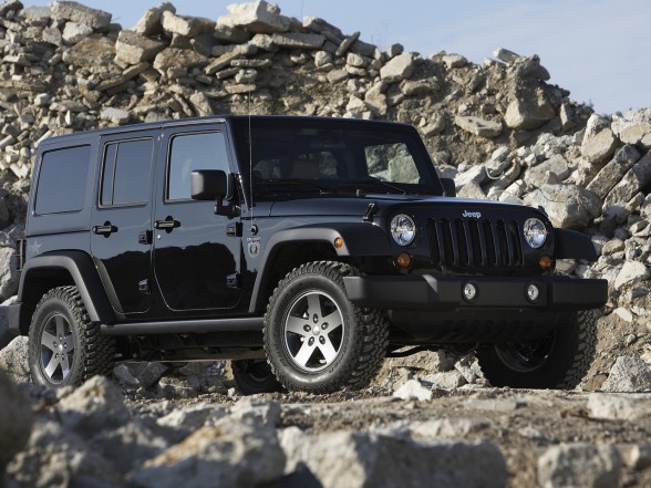 Jeep Wrangler Call of Duty Black