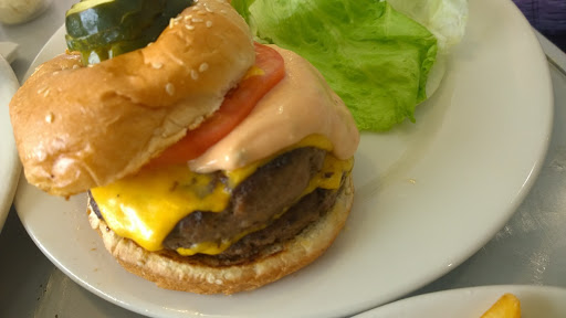 Hamburger Restaurant «Good Burger Restaurant», reviews and photos, 849 Inkster Rd, Garden City, MI 48135, USA