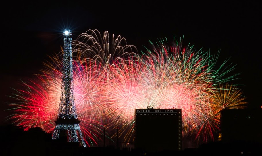 法國國慶煙火 巴黎 艾菲爾鐵塔
