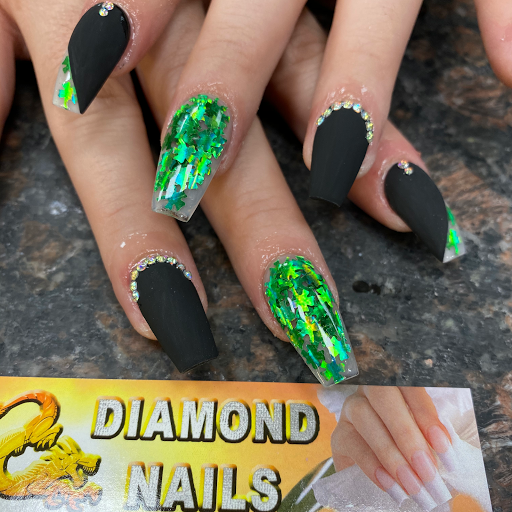 Diamond Nails NM logo