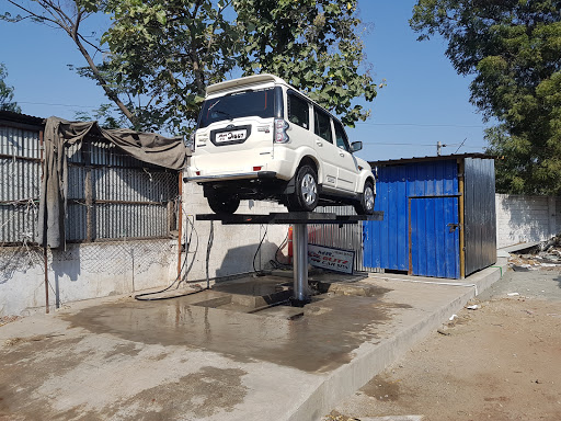 Mr.Glitz car wash center, 85b thaneer pandhal road, Near hopes railway gate, Opposite to tidel park, Coimbatore, Tamil Nadu 641004, India, Car_Wash, state TN